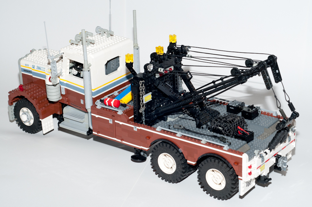 kenworth_w900_wrecker_09.jpg