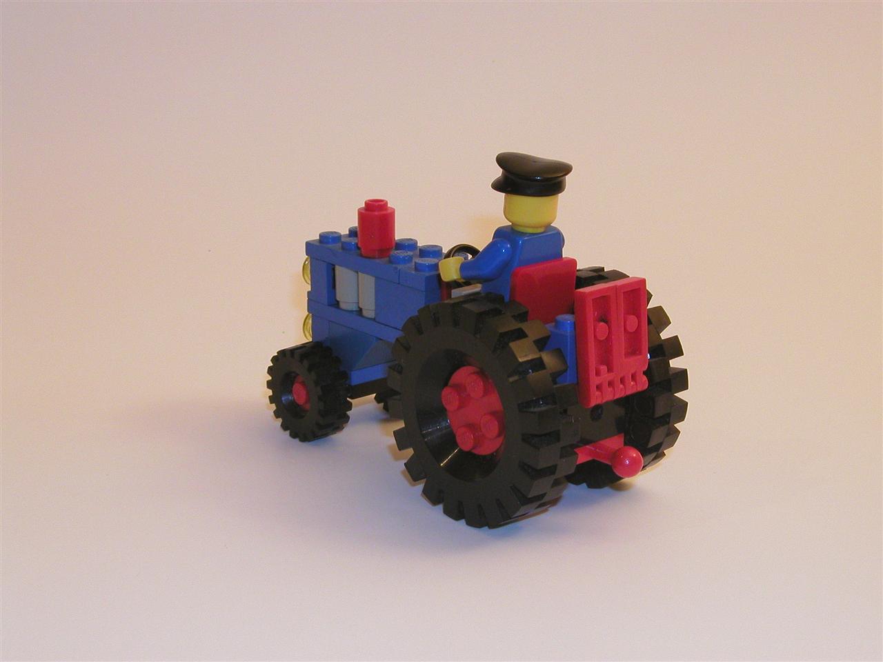 mmf_1st_tractor04.jpg