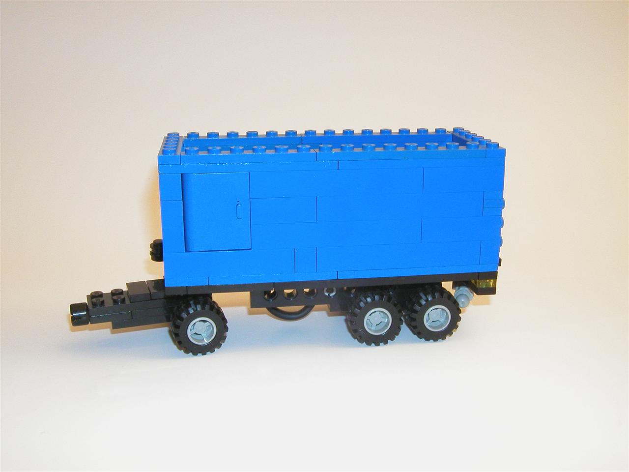 mmf_trailer_blue01.jpg