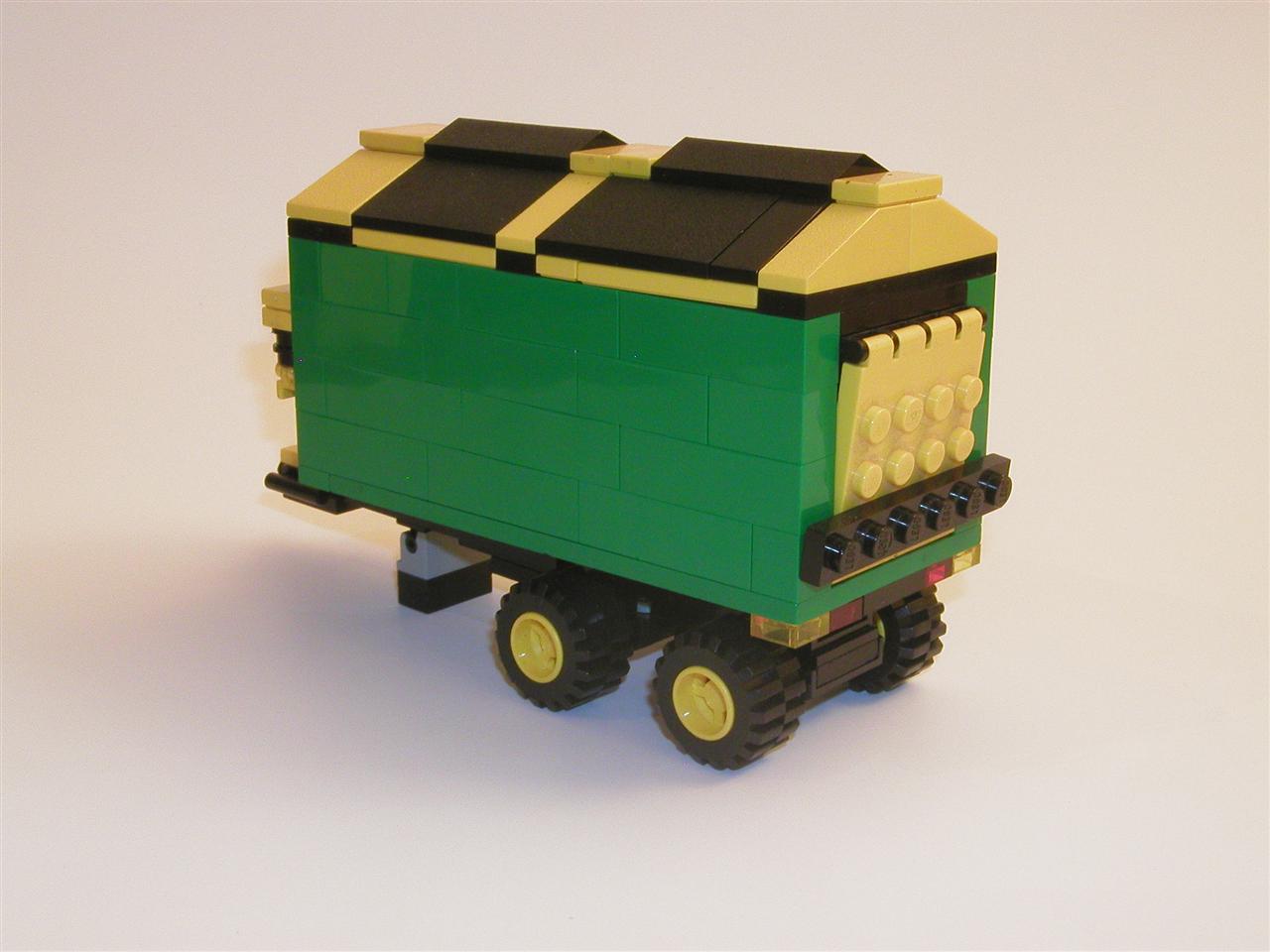 mmf_trailer_green02.jpg