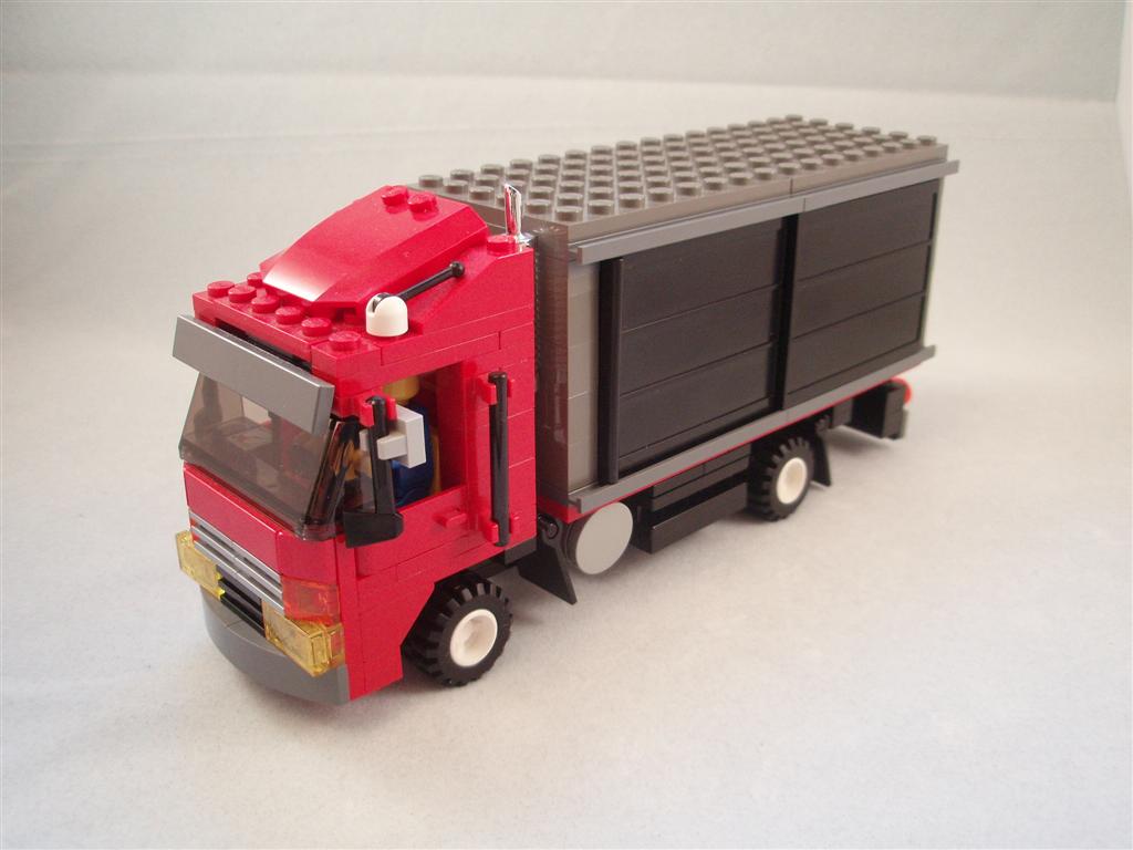 red_truck02.jpg