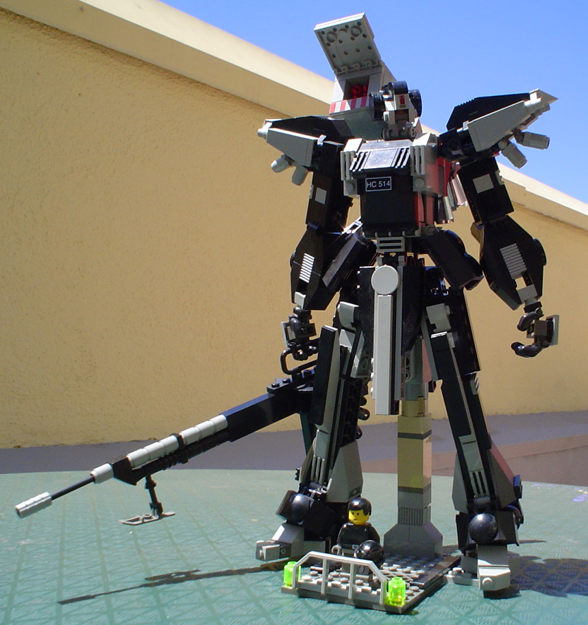 blackmecha_onstand01.jpg