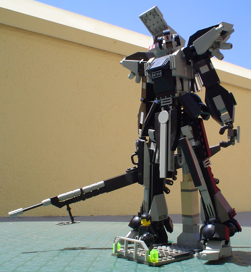 blackmecha_onstand02.jpg