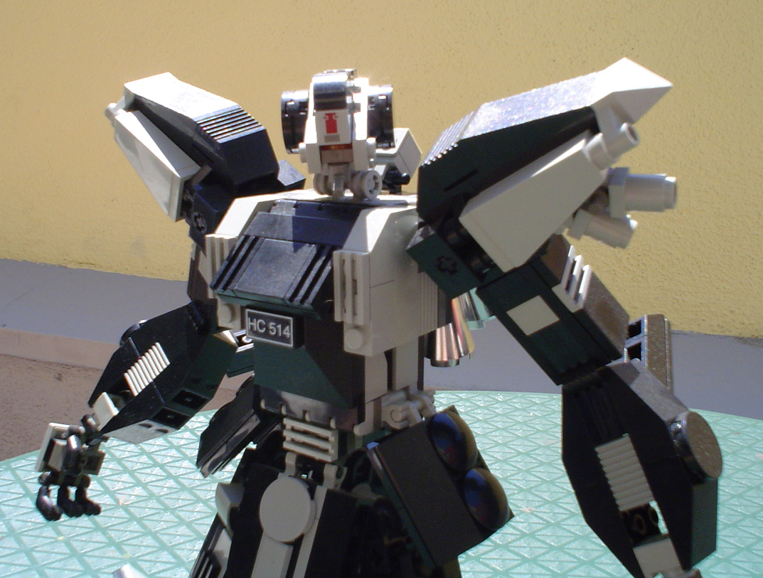 blackmecha_pose02_closeup.jpg