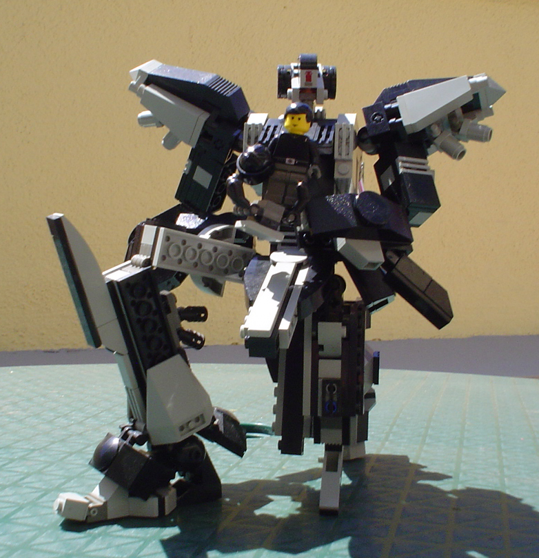 blackmecha_pose03.jpg