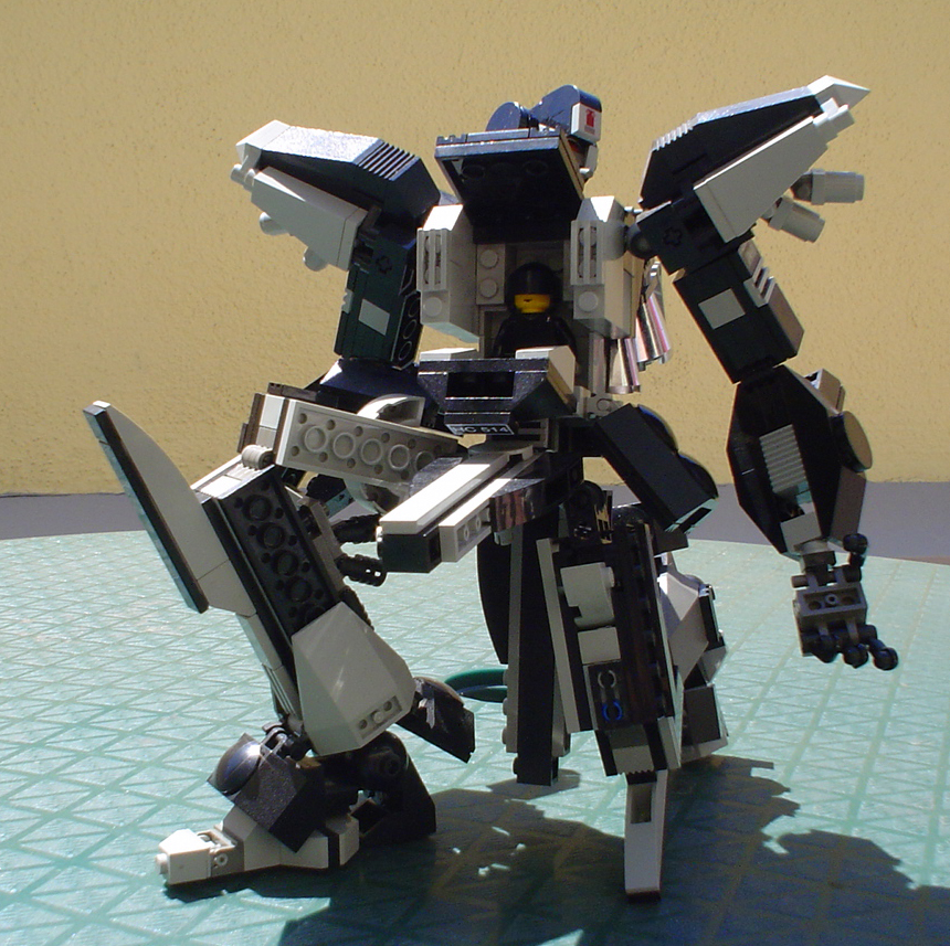 blackmecha_pose04_hatchopen01.jpg