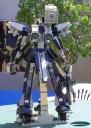blackmecha_onstand04.jpg