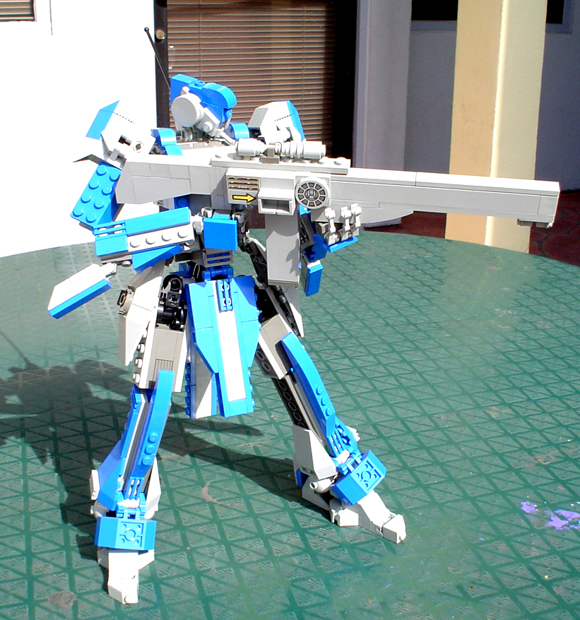 bluemecha_dynamic_withrifle04.jpg