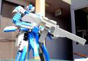 bluemecha_dynamic_withrifle_closeup2.jpg