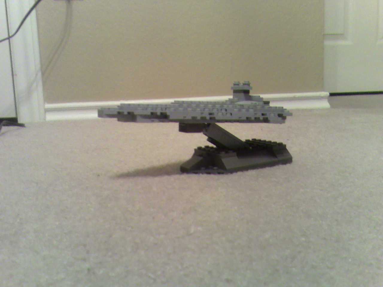 star_destroyer_side.jpg