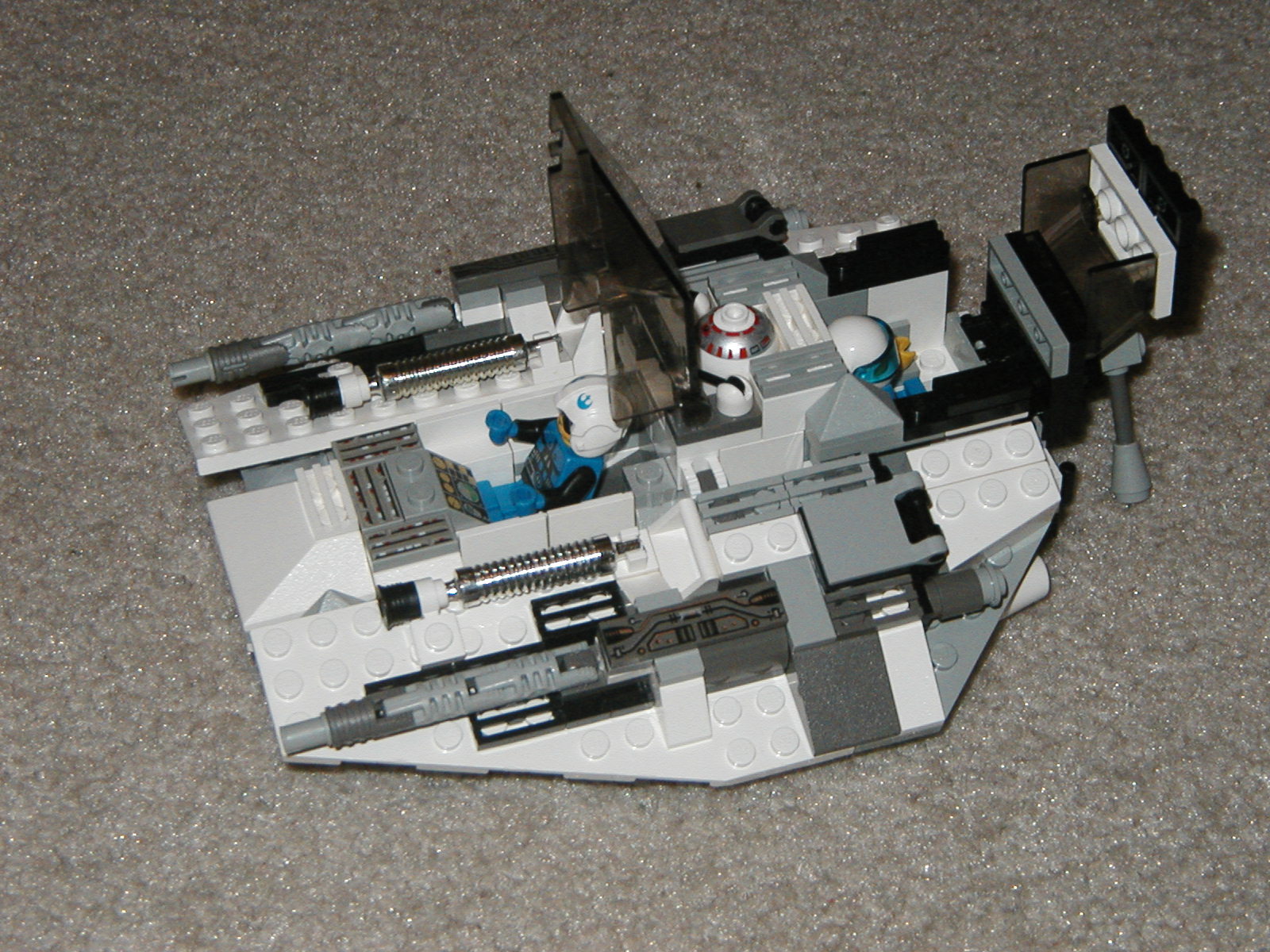 custom_speeder_side_with_cockpits_open.jpg