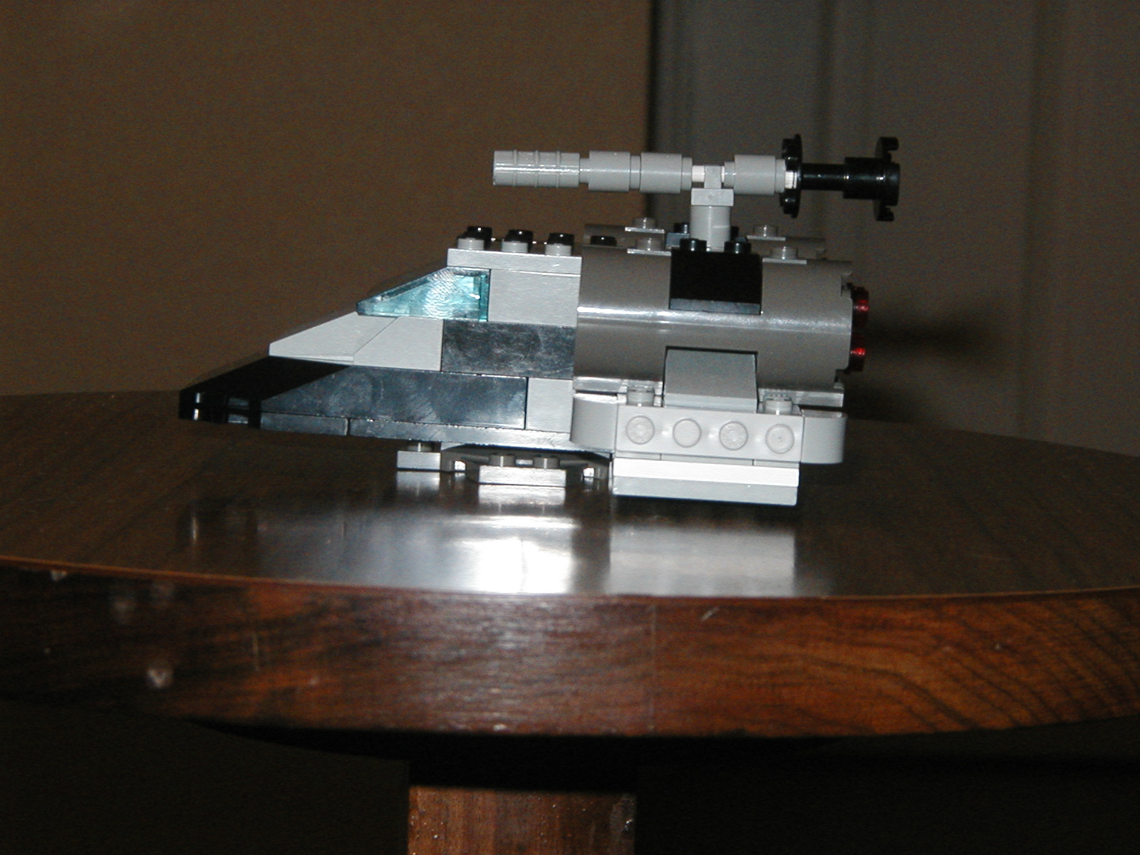 speeder_fighter_i_dont_know_side_view.jpg