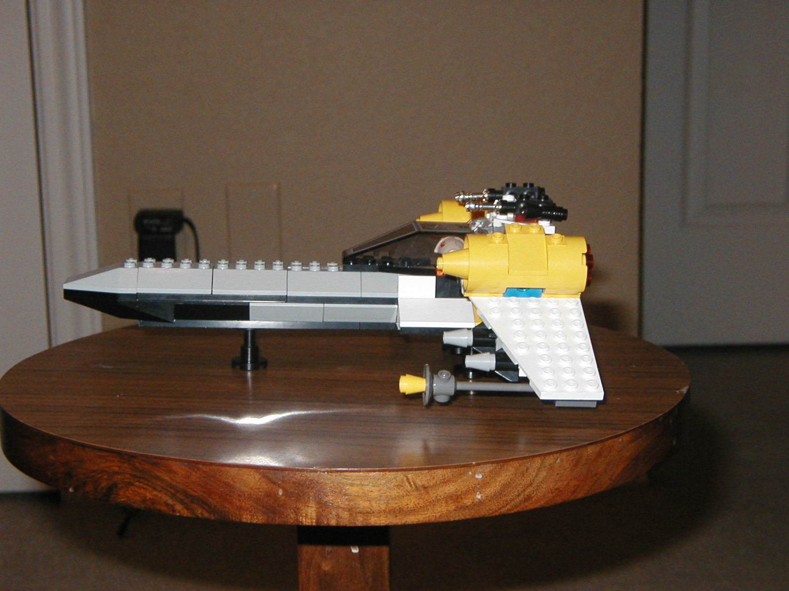 t-wing_left_side_view.jpg