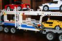 5580_model_team_076.jpg