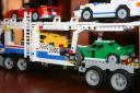 5580_model_team_077.jpg