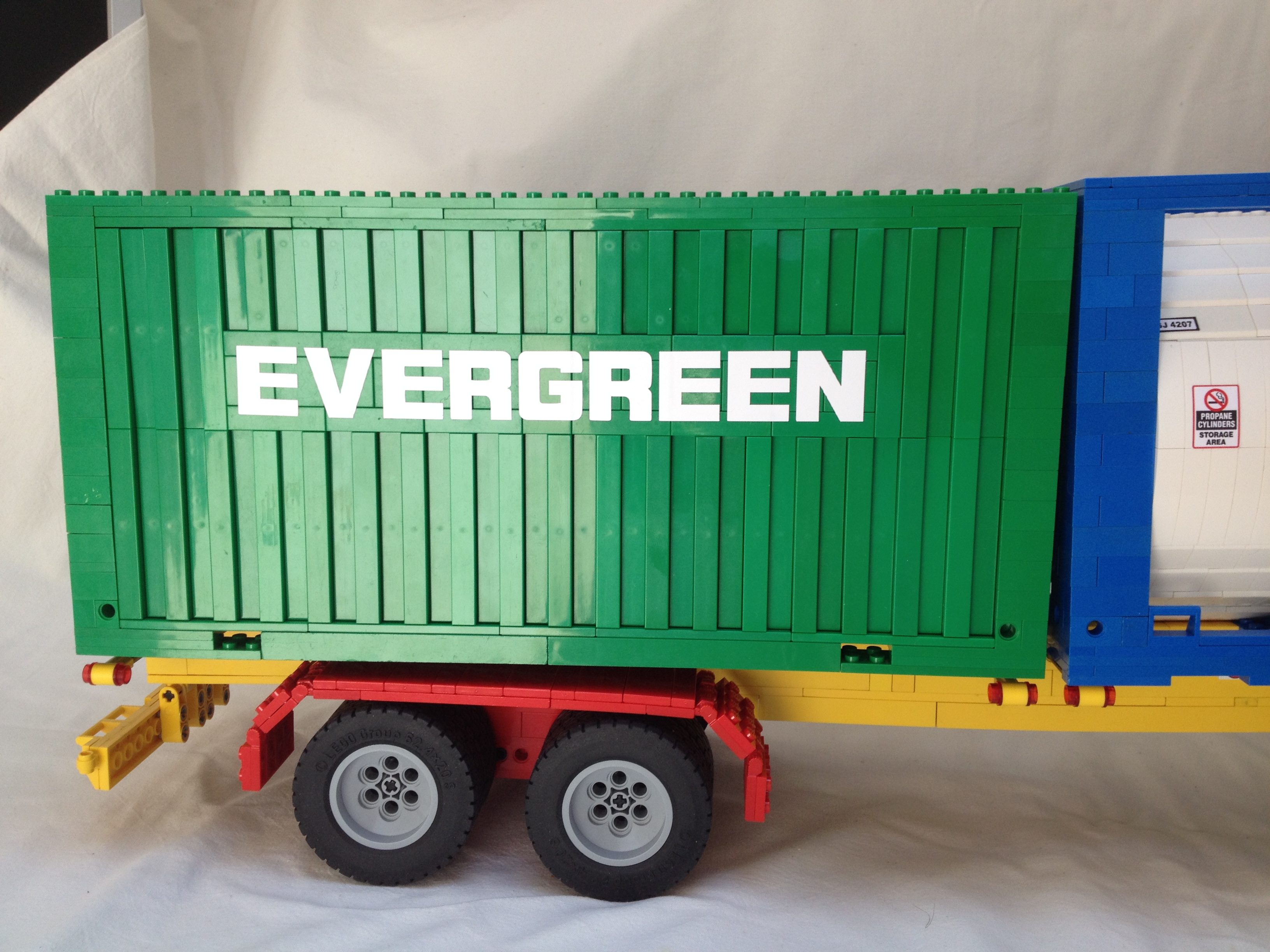 truck_container_octan_001.jpg
