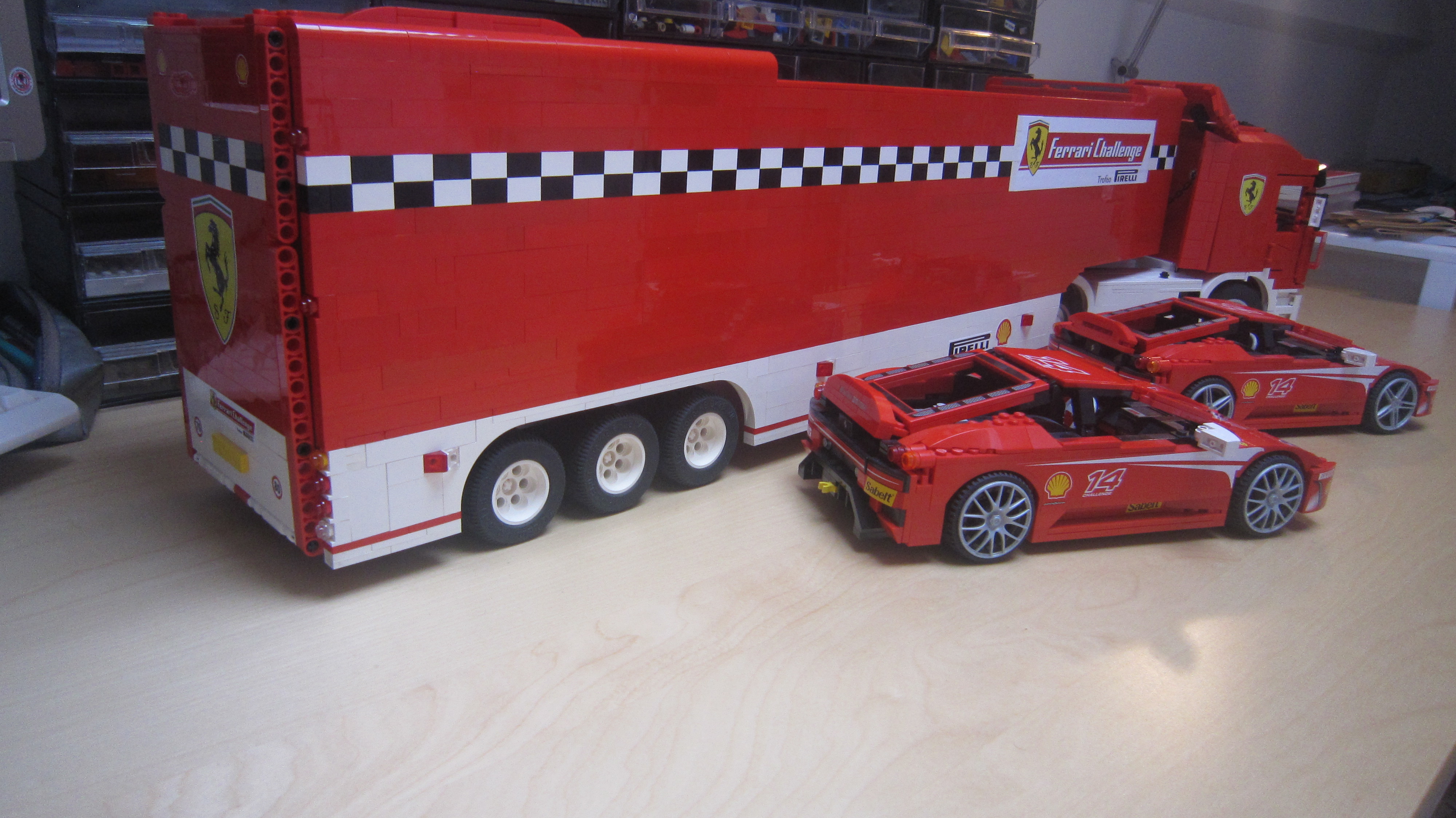 lego_ferrari_challenge_014.jpg