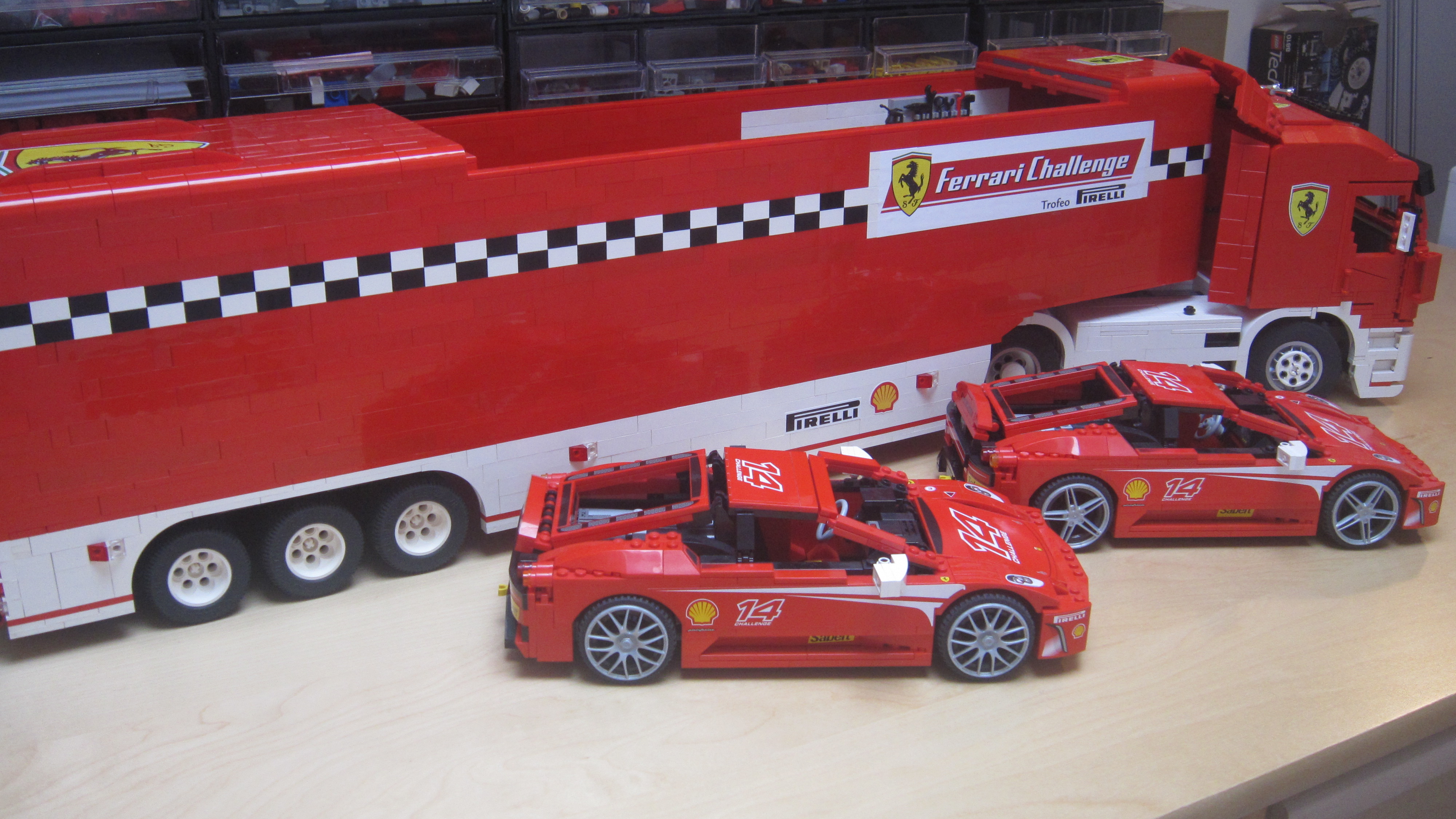 lego_ferrari_challenge_015.jpg