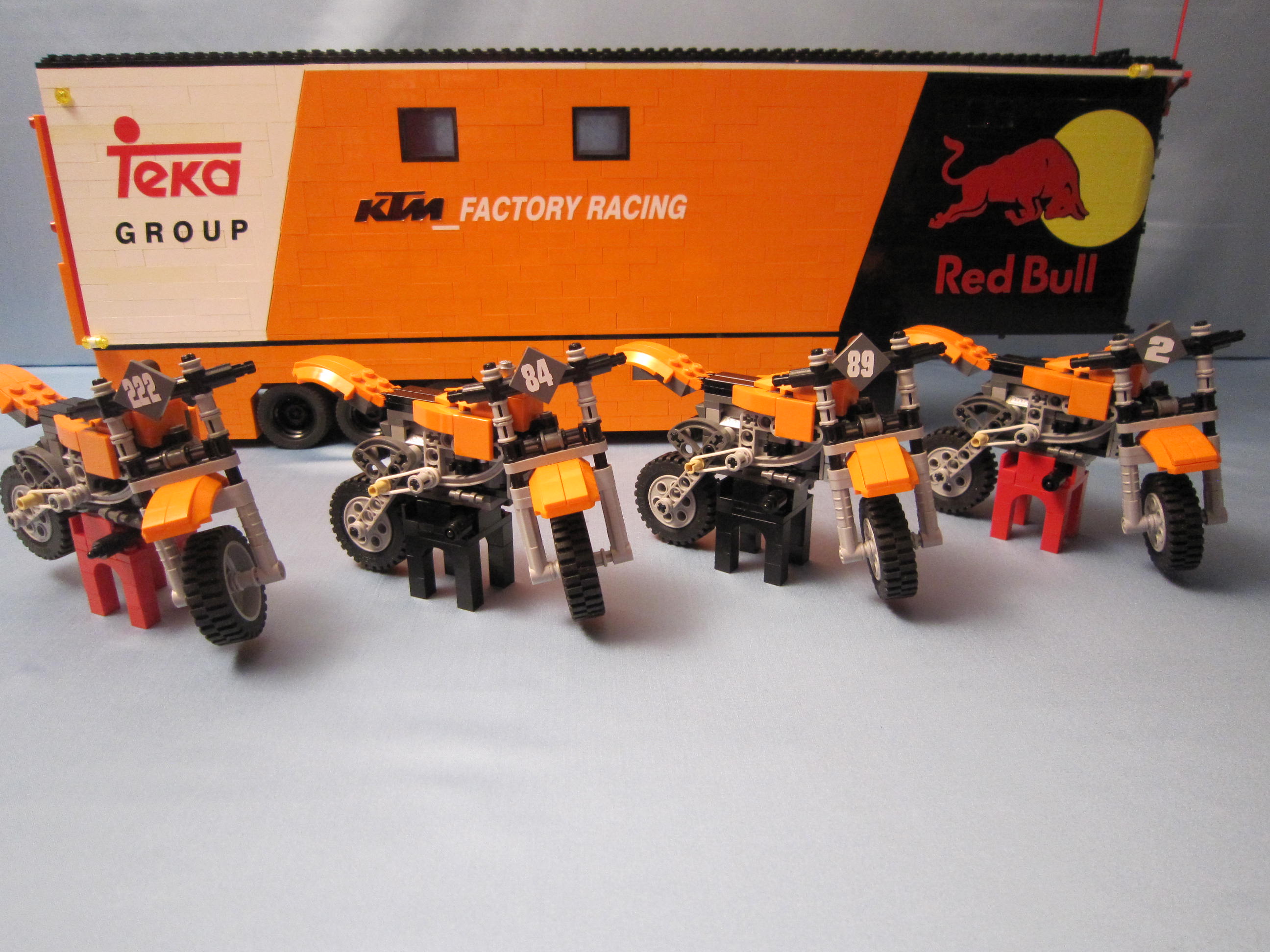 tribute_ktm_factory_racing_028.jpg