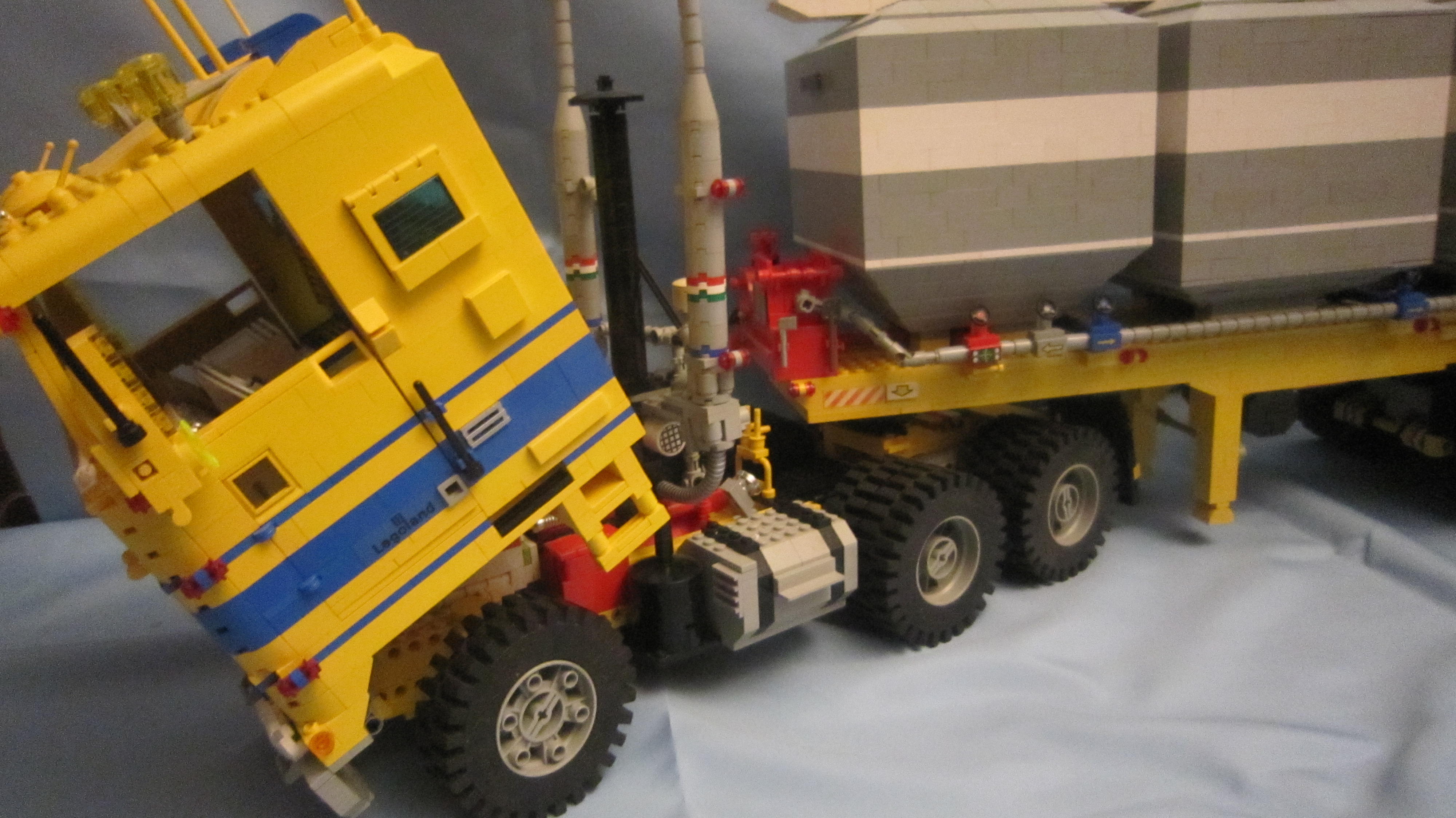 truck_trailer_tanker_024.jpg