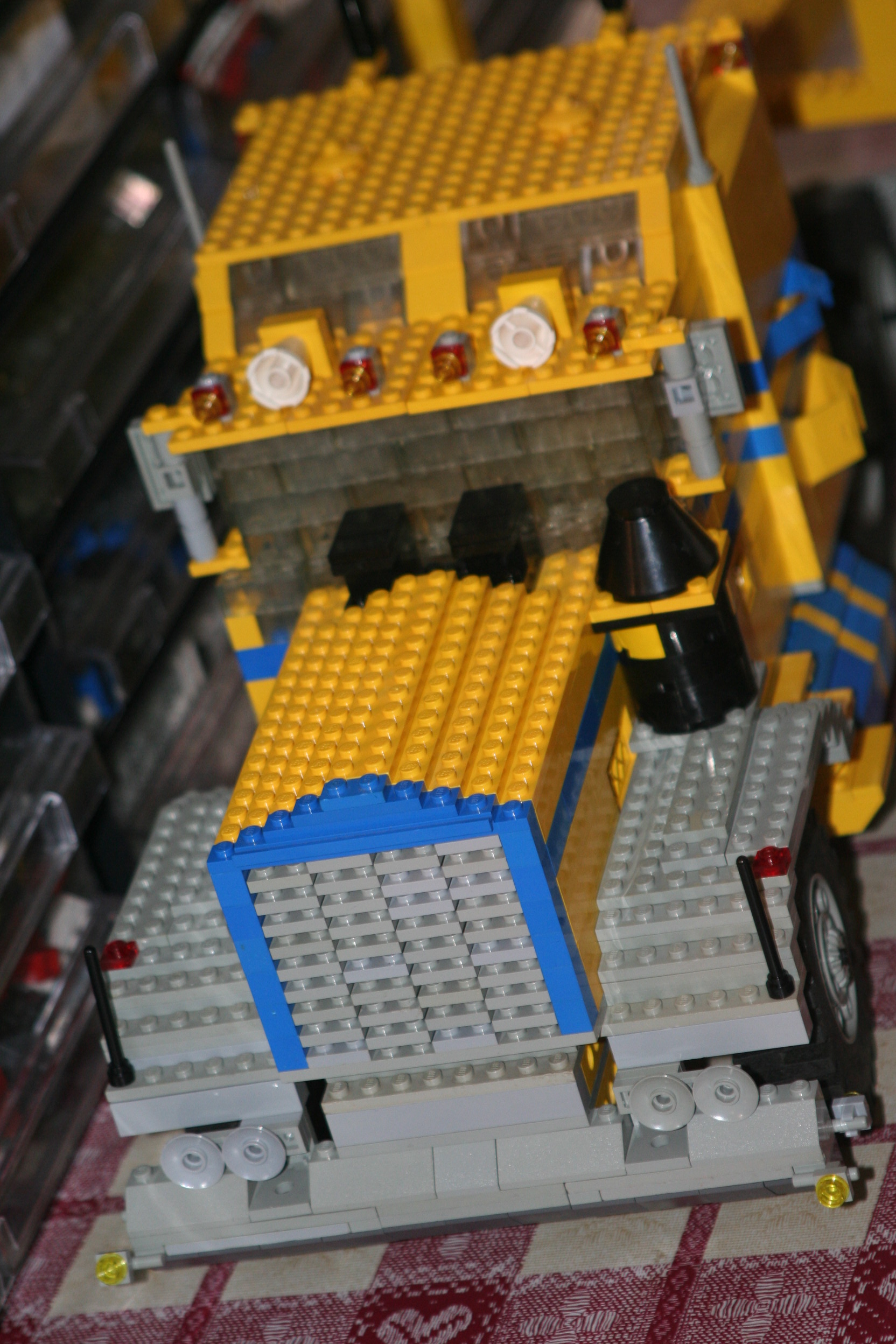 my_lego_moc_010.jpg