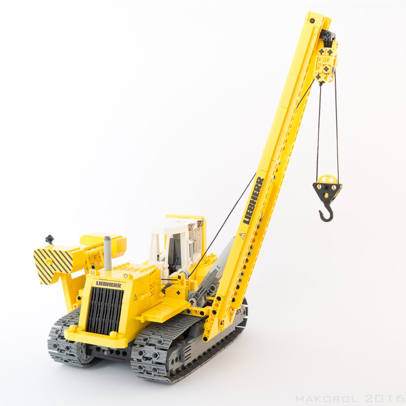 liebherr-1.jpg