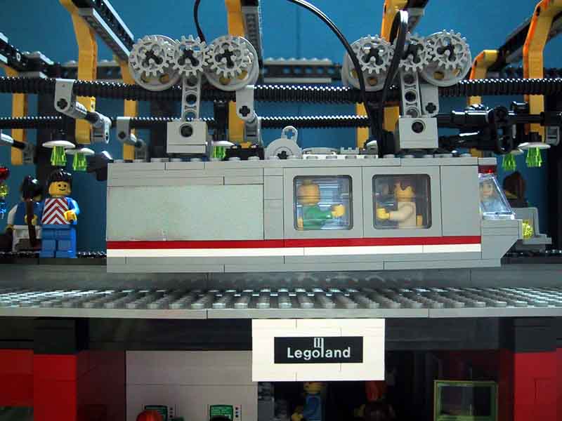 monorail-a03.jpg