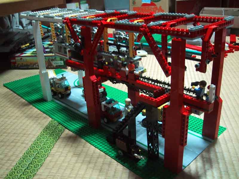 monorail-station-b01.jpg