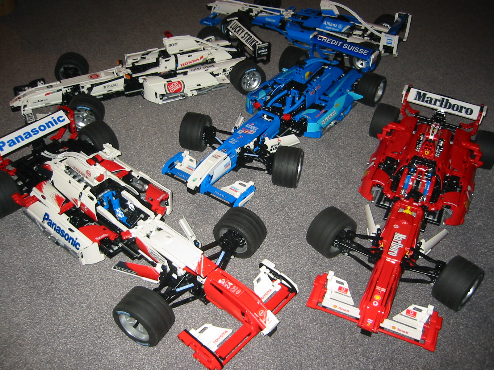 f1-2002.jpg