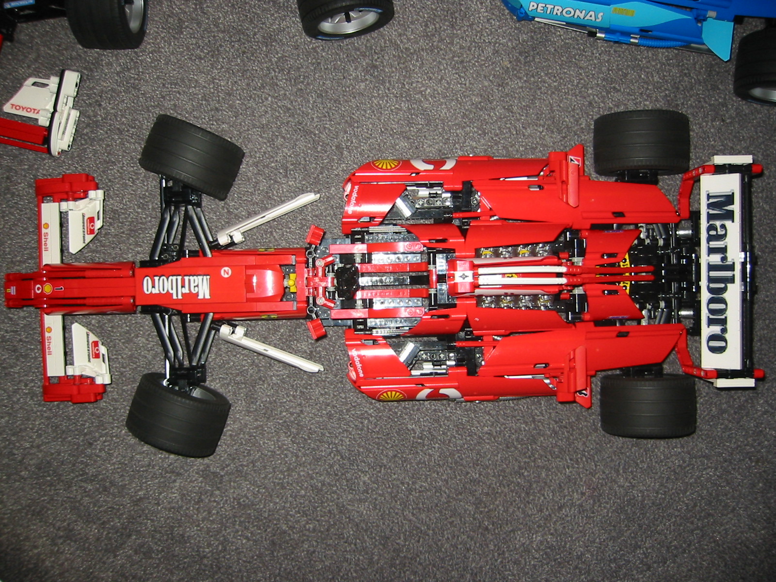 ferrari02.jpg