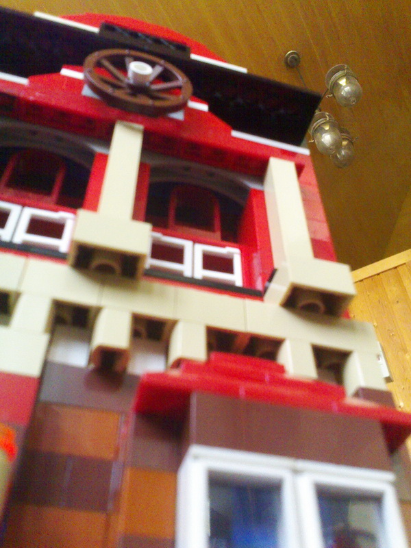 red_house_007.jpg