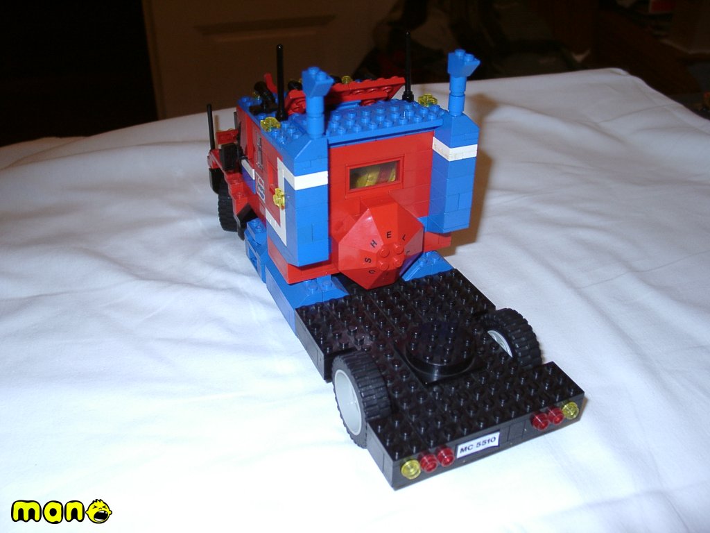 lego-pepsi-truck-07.jpg