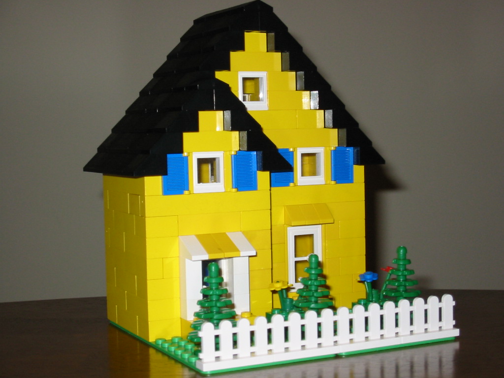 yellow_house2.jpg