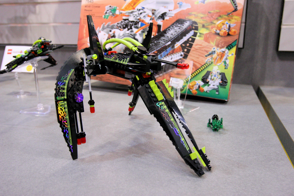 7646-47_etx_alien_infiltrator.jpg