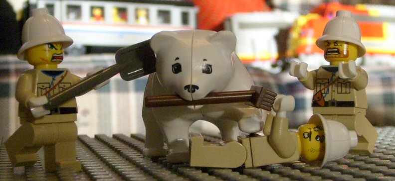 polar_bear_attack.jpg
