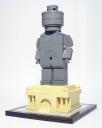 01_minifig_statue.jpg
