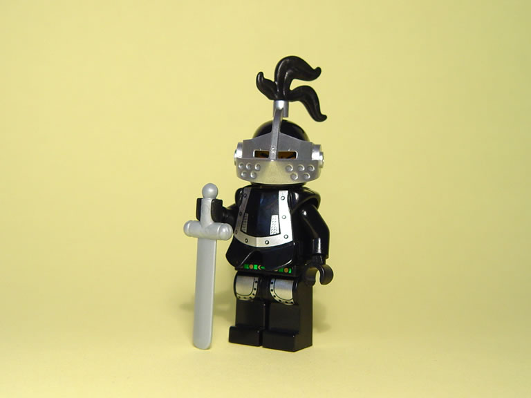 34_full_armored_knight.jpg