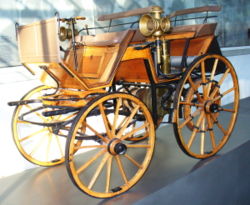 daimler-motorkutsche-1886.jpg