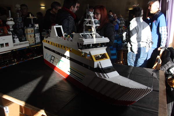 ferry01.jpg