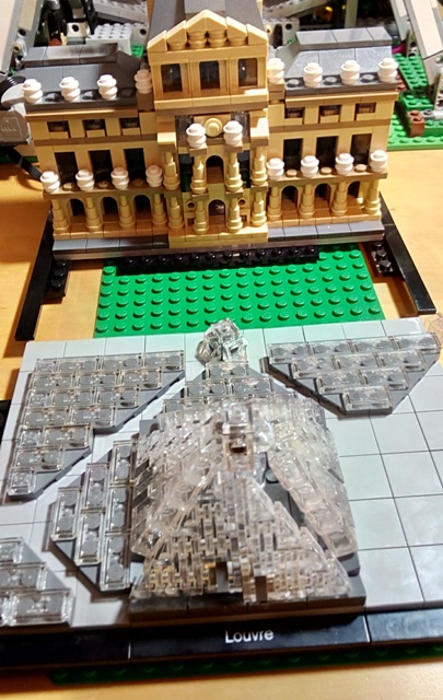 louvre.jpg