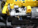 8265-steering_and_traction_gears.jpg
