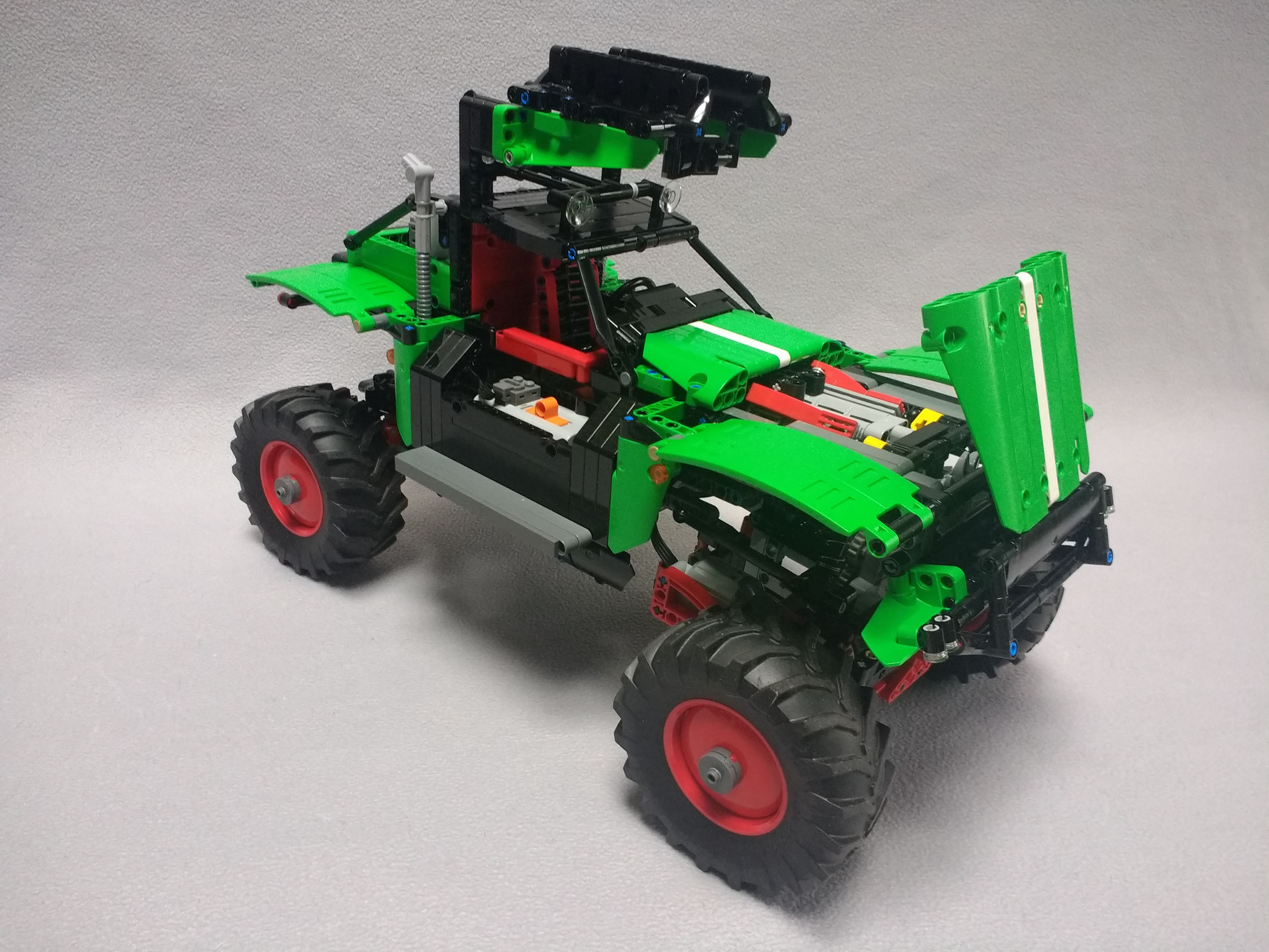 crawler_4.jpg