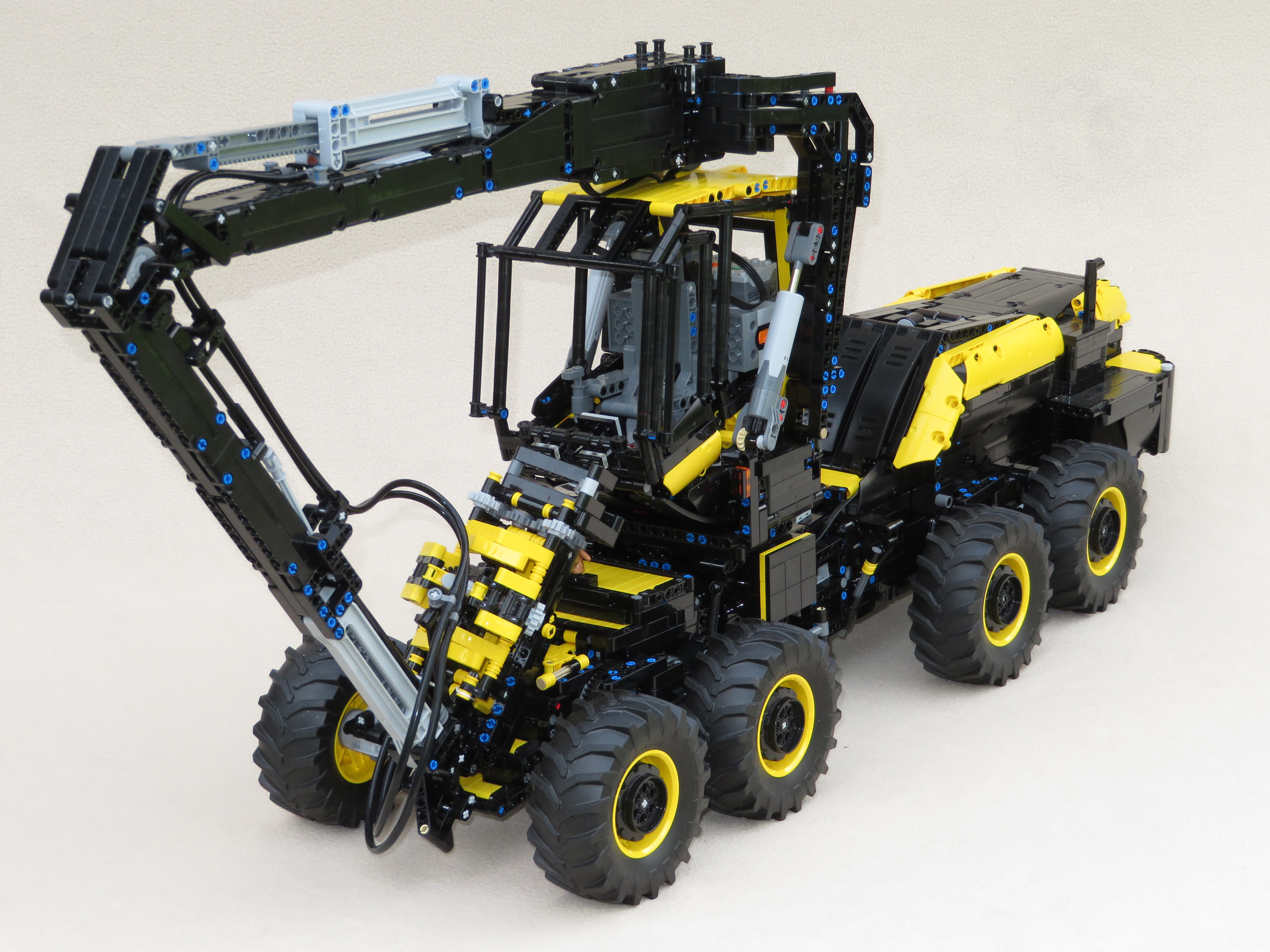 scorpion-1.jpg