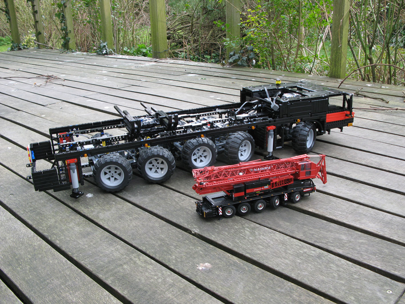 folding-crane-2.jpg