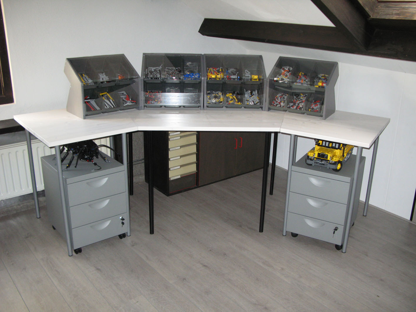 workbench-2.jpg