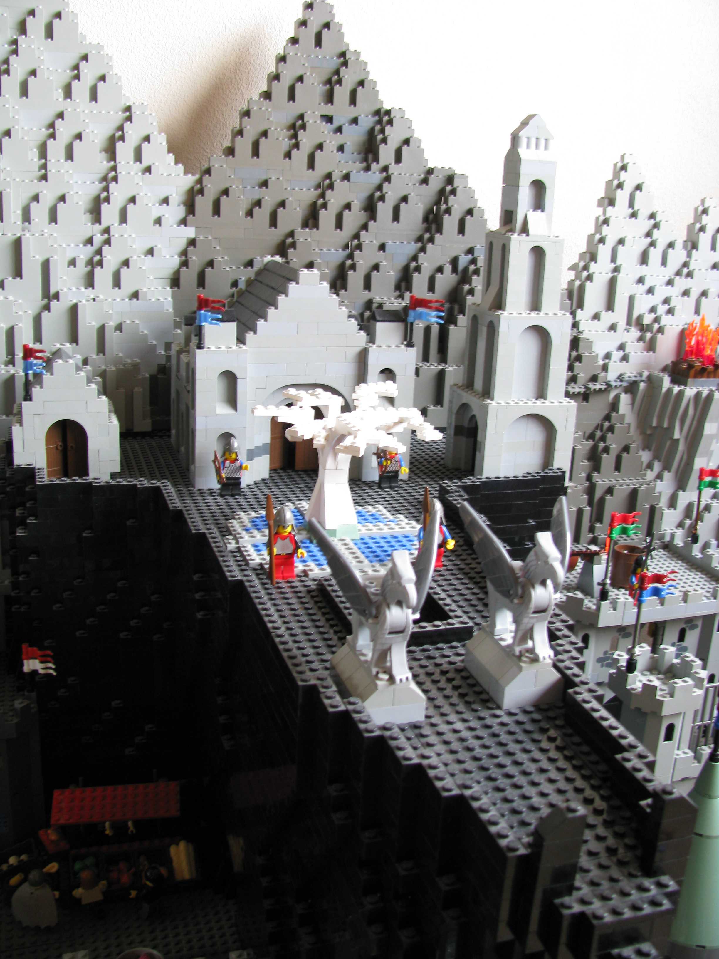 minas_tirith_middle_1.jpg