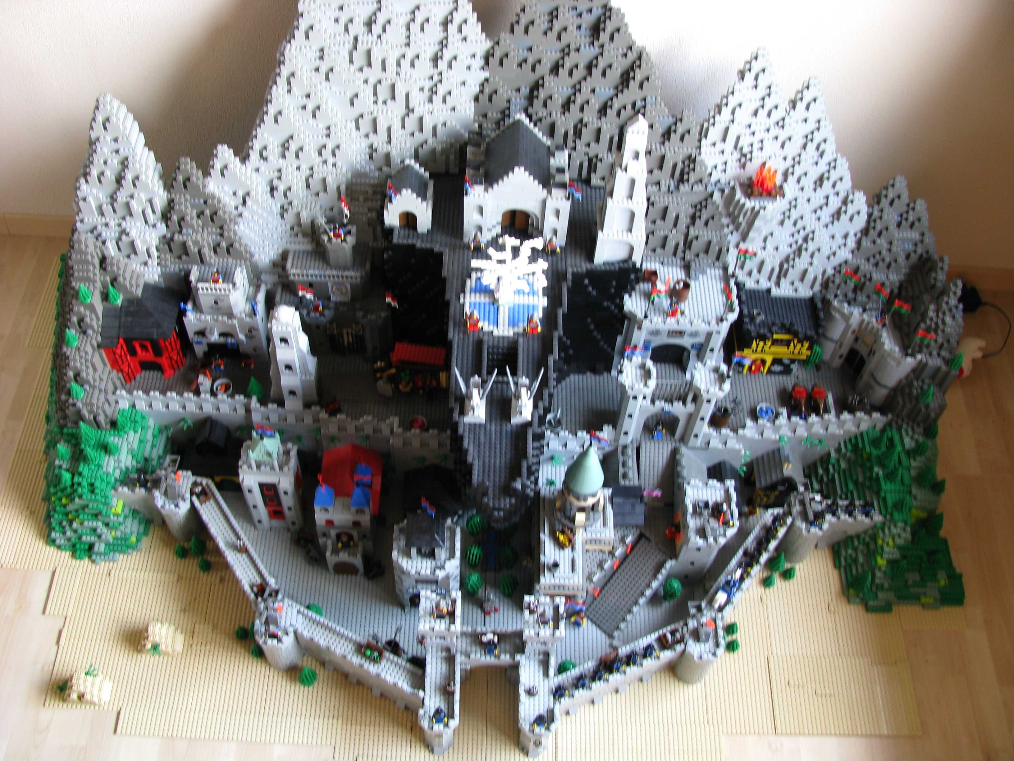 minas_tirith_overview.jpg