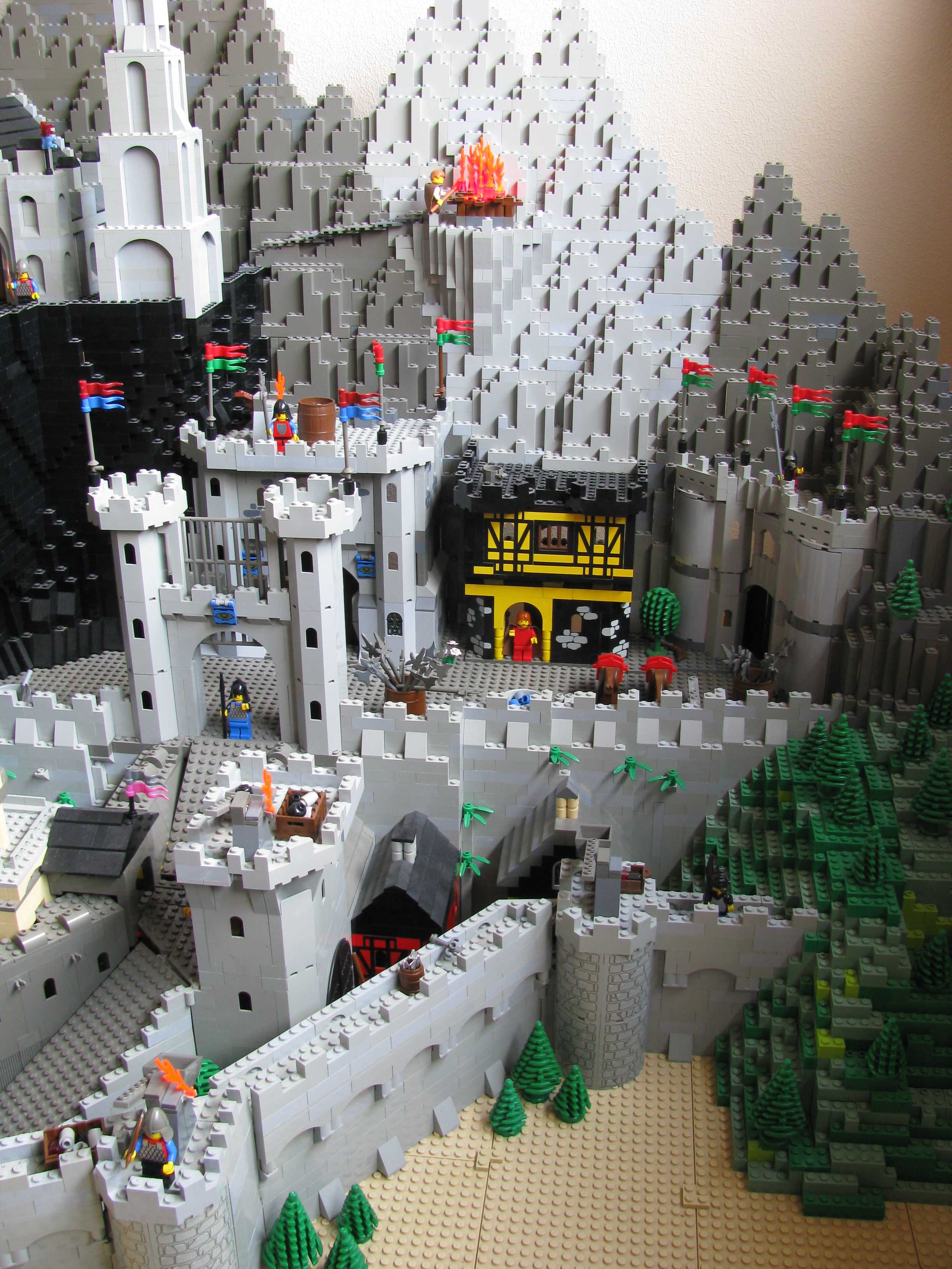 minas_tirith_right_1.jpg