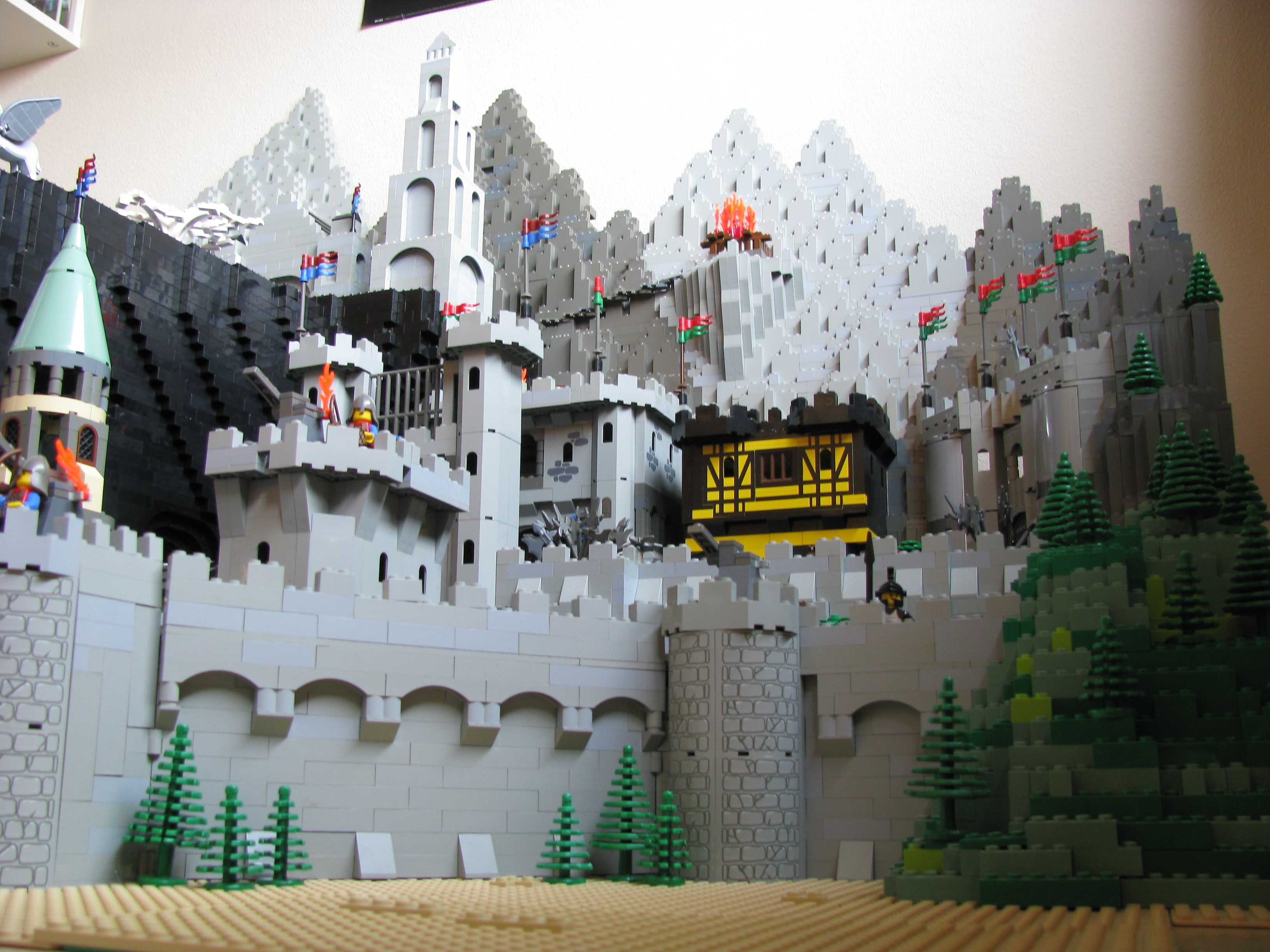 minas_tirith_right_3.jpg