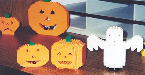 legopumpkins.jpg